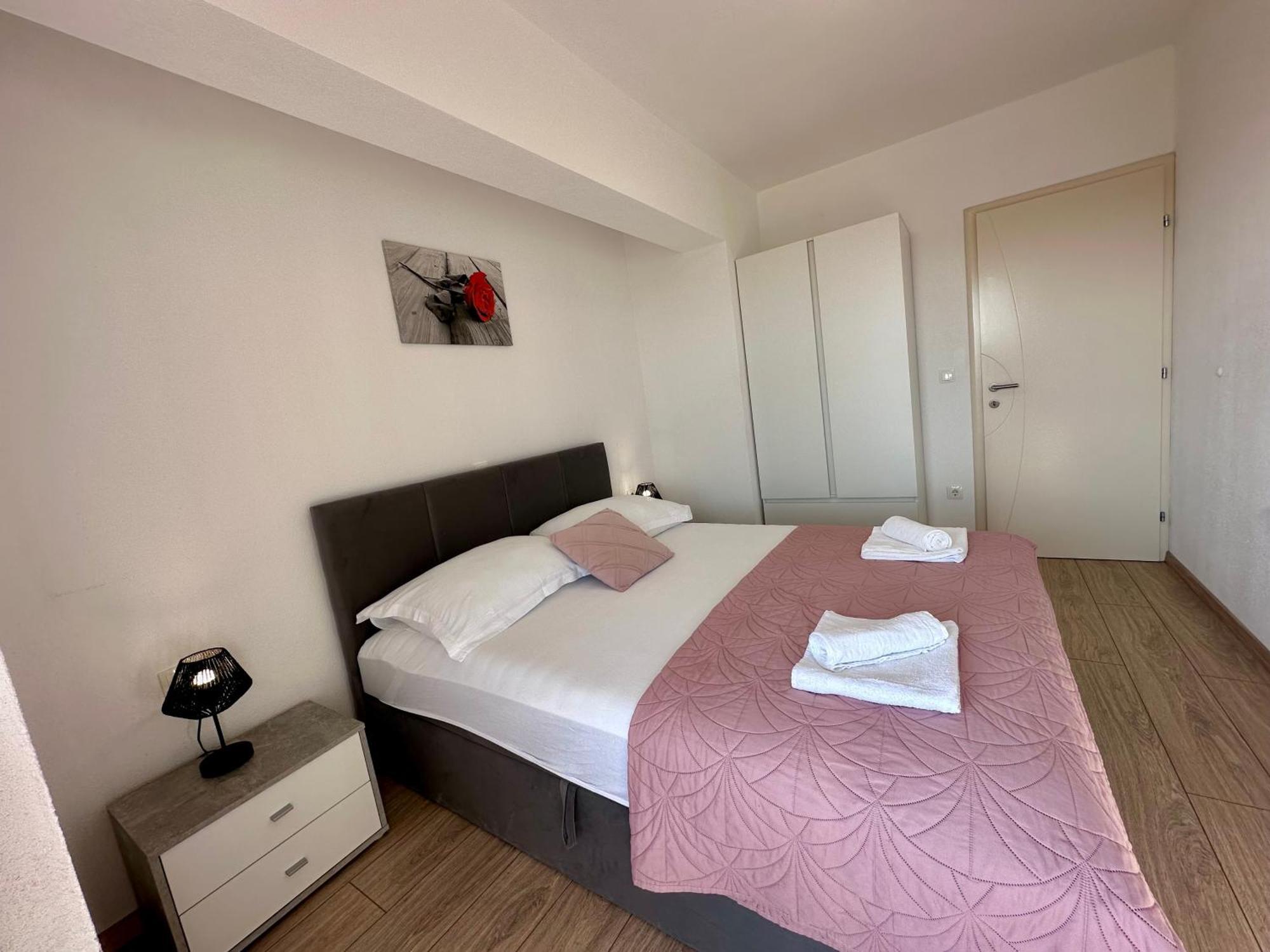 Apartmani Josipa Башка-Вода Экстерьер фото